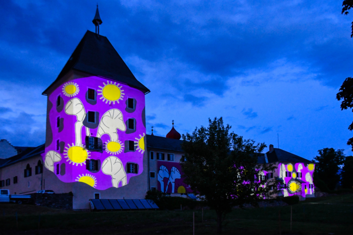 Stiftsfassade_Heinrich Reisenbauer und Oswald Tschirtner enlighted by OchoReSotto_Foto Elisabeth Rosegger_1
